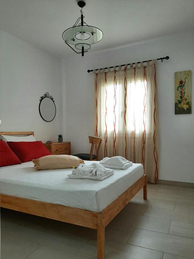 Quiet, Colourful Home In Cyclades Adiata Екстер'єр фото